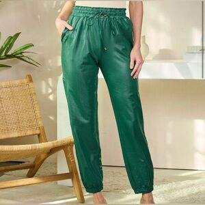 NWT Shimmer Stretch Joggers Faux Leather Look Loungewear Medium